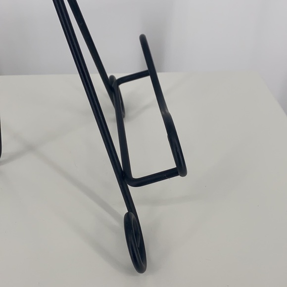 Studio Decor Black Iron Swirl Book/Photo/Art/Plate Easel Display - Picture 7 of 13
